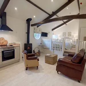 https://linton-court-coach-house.yorkshirehotels.net