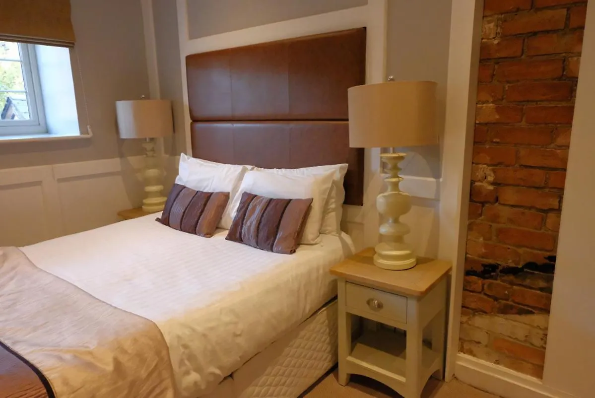 The Lawns Hotel Derby