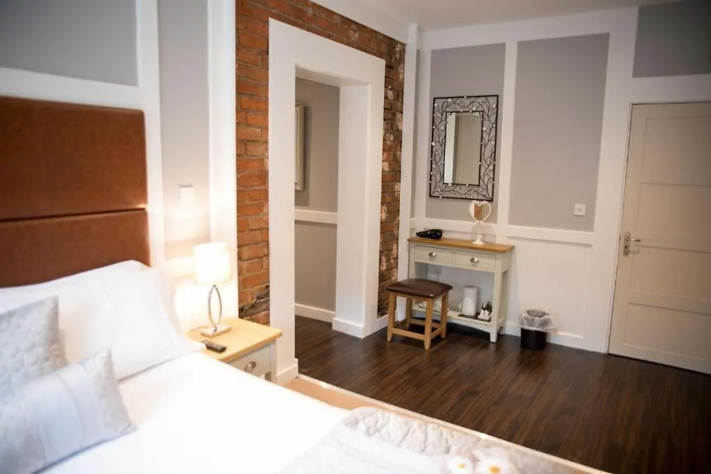 The Lawns Hotel Derby